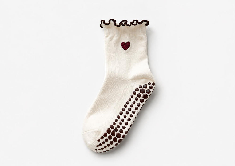 Heart grip socks with non-slip silicone soles