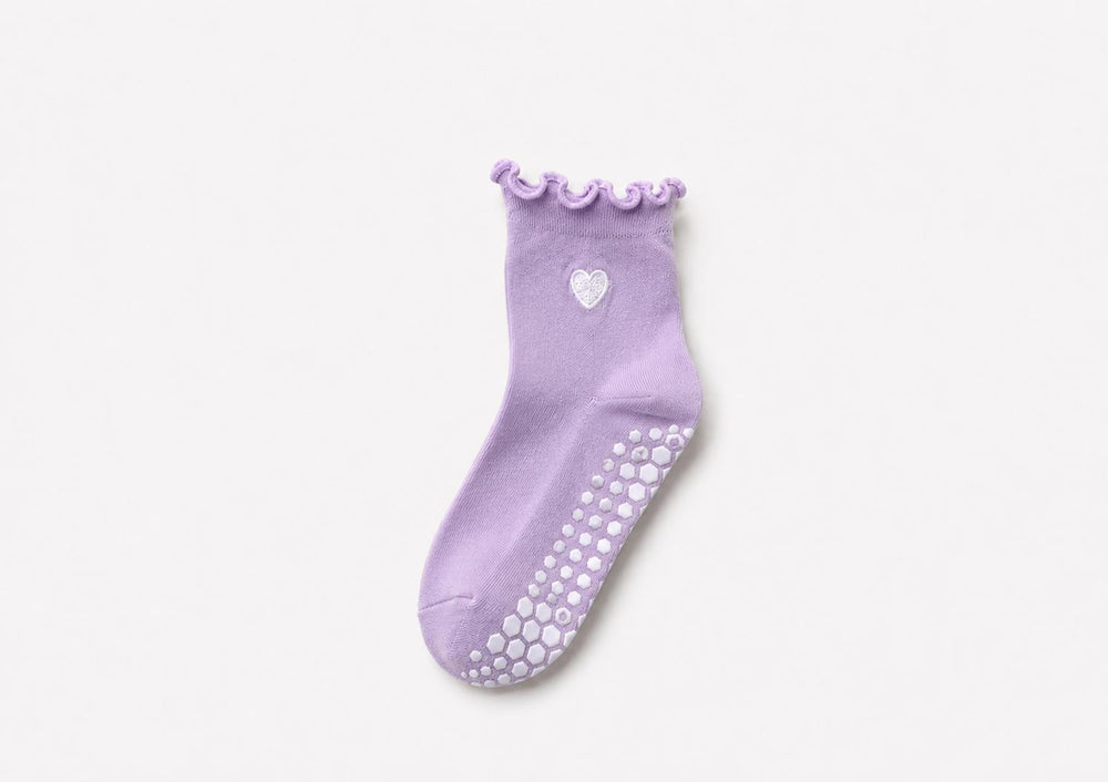 Non-slip grip socks — sole grip detail